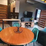 Zakopanepoleca - Krupowki Centrum Apartment *