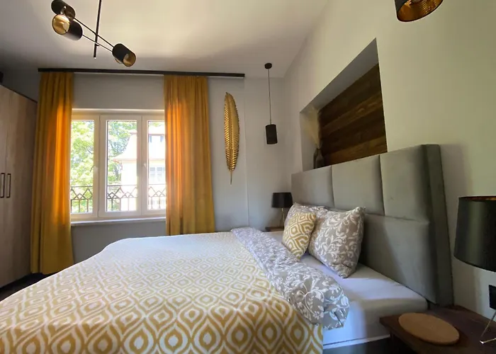 Zakopanepoleca - Krupowki Centrum