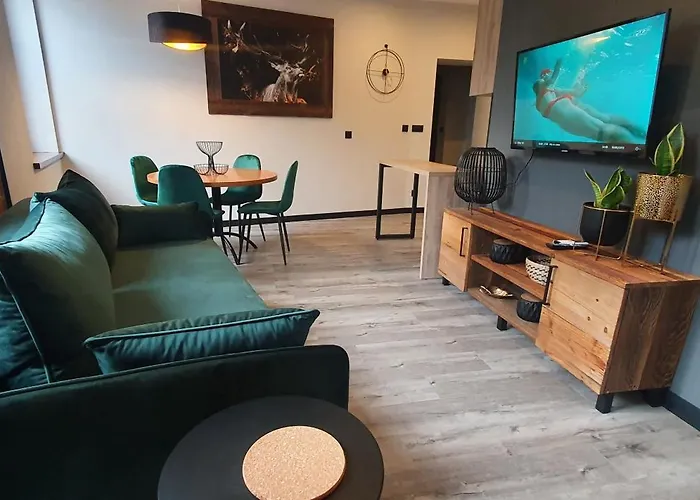 Zakopanepoleca - Krupowki Centrum זקופאנה